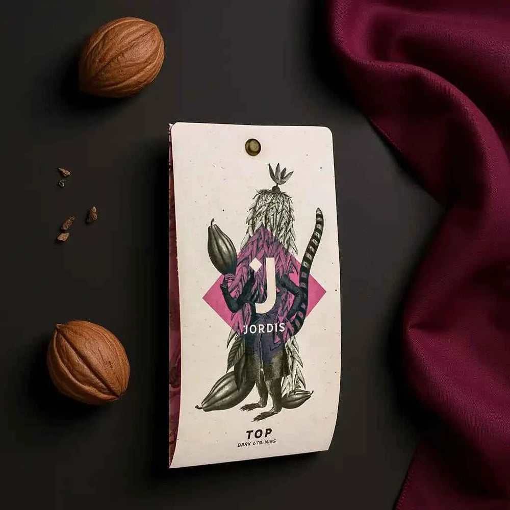 Hořká čokoláda 67% s kousky bobů TOP - Jordis